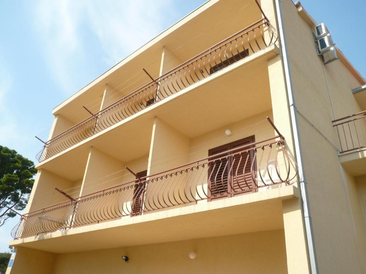 Apartments Saric 马卡尔斯卡 外观 照片